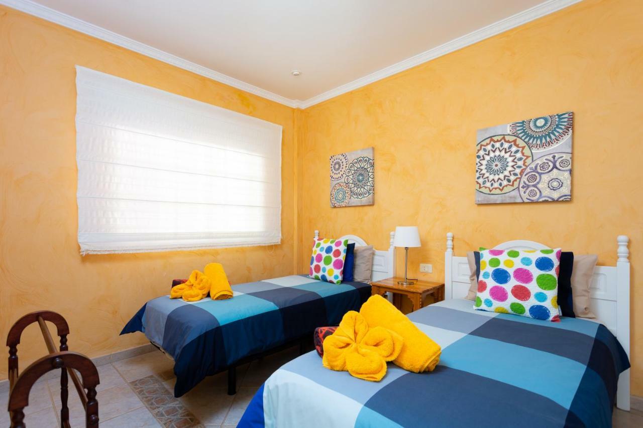 Vivatenerife - Villa With Pool, Jacuzzi And Sea View Chayofa Bagian luar foto